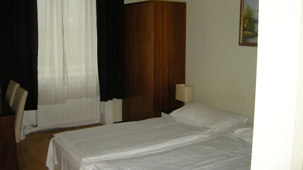 *** Casa de hóspedes Pension Schottentor Viena Áustria