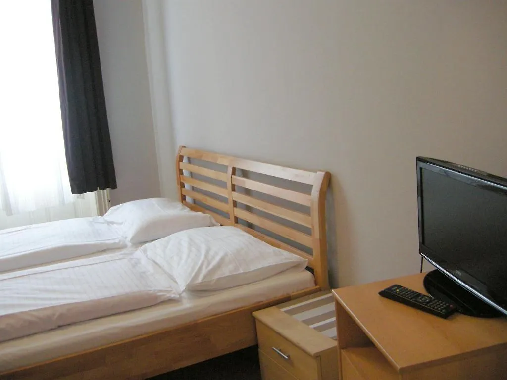 Pension Schottentor Viena Casa de hóspedes