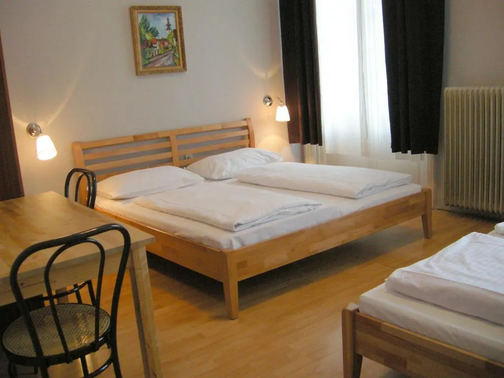 *** Casa de hóspedes Pension Schottentor Viena Áustria
